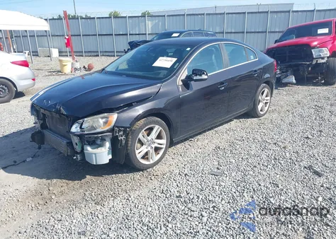 2014 Volvo S60 T5 из США, поврежденный, VIN YV1612FS8E2275651